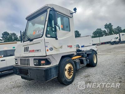 2017 KALMAR OTTAWA T2 YARD TRUCK 11VJ813A5HA000904 - główne zdjęcie licytacji z USA - miniatura