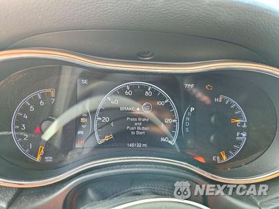 Zdjęcie 9 z 13 samochodu: 2015 JEEP GRAND CHEROKEE LAREDO VIN:1C4RJFAGXFC787274 - miniatura