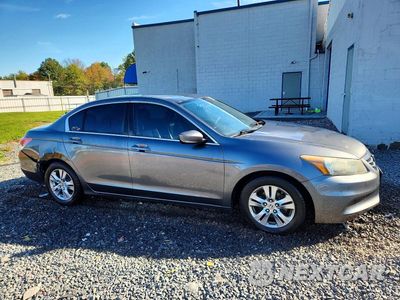 Czwarte zdjęcie samochodu z boku: 2011 HONDA ACCORD SE VIN:1HGCP2F61BA115771 - miniatura