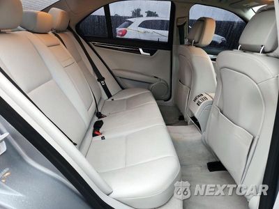 Zdjęcie 10 z 12 samochodu: 2013 MERCEDES-BENZ C 250 VIN:WDDGF4HBXDA776345 - miniatura