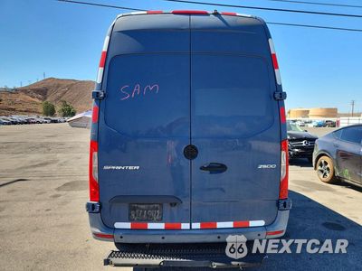 Zdjęcie 6 z 13 samochodu: 2019 MERCEDES-BENZ SPRINTER 2500/3500 DELIVERY VAN VIN:WD4PF0CD4KT004569 - miniatura