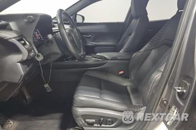 Zdjęcie 11 z 14 samochodu: 2022 LEXUS UX 200 BASE VIN:JTHX3JBH2N2047278 - miniatura