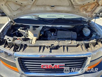Zdjęcie 11 z 12 samochodu: 2008 GMC SAVANA BOX TRUCK VIN:1GDJG31C681909453 - miniatura