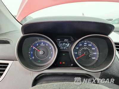 Zdjęcie 9 z 12 samochodu: 2015 HYUNDAI ELANTRA SE VIN:5NPDH4AE4FH587441 - miniatura