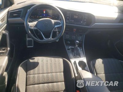 Zdjęcie 8 z 12 samochodu: 2024 VOLKSWAGEN JETTA SPORT VIN:3VWBM7BUXRM066553 - miniatura