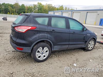 Trzecie zdjęcie samochodu z tyłu: 2016 FORD ESCAPE S VIN:1FMCU0F73GUA87932 - miniatura