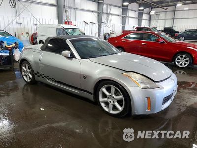 Czwarte zdjęcie samochodu z boku: 2005 NISSAN 350Z ENTHUSIAST VIN:JN1AZ36A55M752355 - miniatura