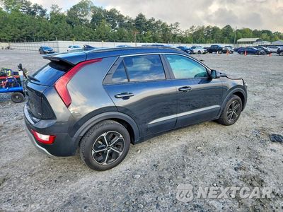 Trzecie zdjęcie samochodu z tyłu: 2025 KIA NIRO LX VIN:KNDCP3LE5S5304755 - miniatura