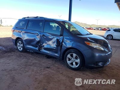 Czwarte zdjęcie samochodu z boku: 2017 TOYOTA SIENNA LE VIN:5TDKZ3DC7HS858949 - miniatura