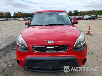 Piąte zdjęcie samochodu w środku: 2013 KIA SOUL BASE VIN:KNDJT2A50D7632690 - miniatura