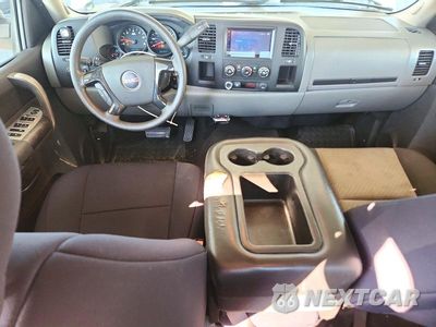 Zdjęcie 8 z 12 samochodu: 2009 GMC SIERRA C1500 VIN:3GTEC13C59G150915 - miniatura