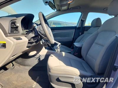 Zdjęcie 7 z 12 samochodu: 2017 HYUNDAI ELANTRA SE VIN:5NPD84LF0HH132465 - miniatura