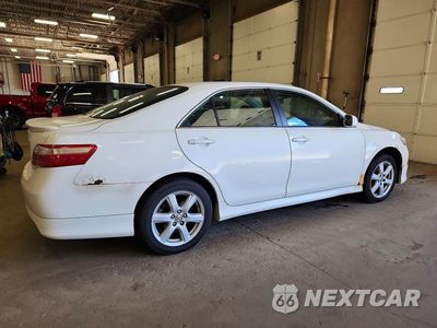 Trzecie zdjęcie samochodu z tyłu: 2007 TOYOTA CAMRY SE VIN:4T1BE46K77U538820 - miniatura