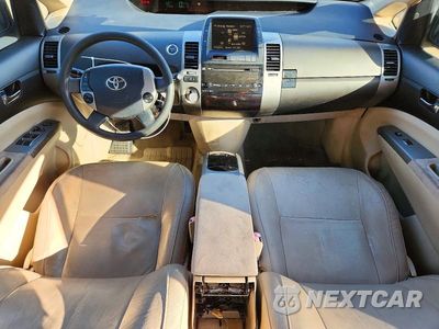 Zdjęcie 8 z 13 samochodu: 2005 TOYOTA PRIUS BASE VIN:JTDKB20U053015878 - miniatura