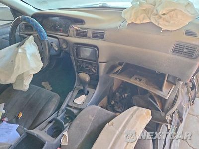 Zdjęcie 8 z 12 samochodu: 1998 TOYOTA CAMRY LE VIN:JT2BG22K1W0177382 - miniatura
