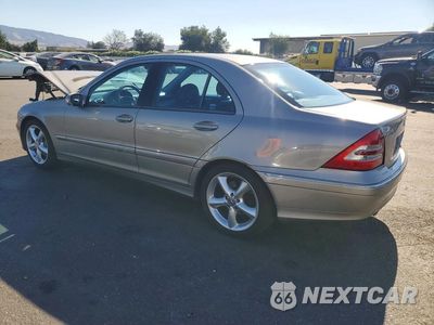 Drugie zdjęcie samochodu z przodu: 2004 MERCEDES-BENZ C 230K SPORT SEDAN VIN:WDBRF40J34F512584 - miniatura