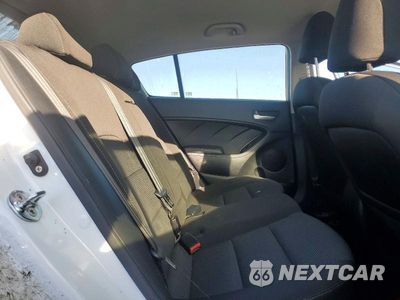 Zdjęcie 10 z 12 samochodu: 2017 KIA FORTE5 LX VIN:KNAFK5A85H5690975 - miniatura