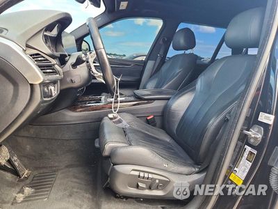 Zdjęcie 7 z 14 samochodu: 2015 BMW X5 XDRIVE35I VIN:5UXKR0C53F0P13049 - miniatura