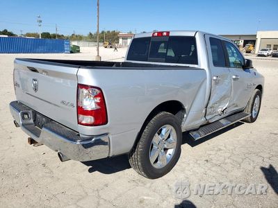 Trzecie zdjęcie samochodu z tyłu: 2016 RAM 1500 SLT VIN:1C6RR7GT4GS396364 - miniatura