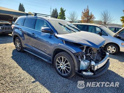 Czwarte zdjęcie samochodu z boku: 2014 TOYOTA HIGHLANDER LIMITED VIN:5TDDKRFHXES010827 - miniatura