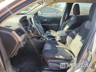 Zdjęcie 7 z 13 samochodu: 2015 JEEP CHEROKEE SPORT VIN:1C4PJLAB4FW616352 - miniatura