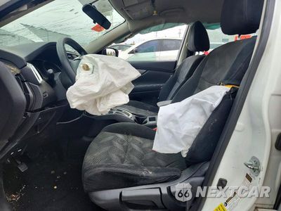 Zdjęcie 7 z 12 samochodu: 2015 NISSAN ROGUE S VIN:5N1AT2MT5FC843643 - miniatura