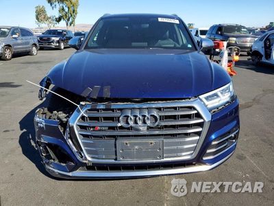 Piąte zdjęcie samochodu w środku: 2018 AUDI SQ5 PRESTIGE VIN:WA1C4AFY2J2133833 - miniatura