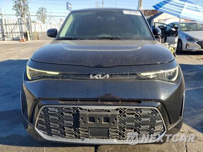Piąte zdjęcie samochodu w środku: 2023 KIA SOUL GT LINE VIN:KNDJ53AUXP7860109 - miniatura