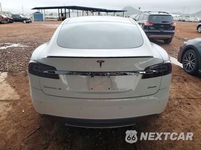 Zdjęcie 6 z 13 samochodu: 2013 TESLA MODEL S VIN:5YJSA1DP3DFP22430 - miniatura