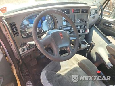 Zdjęcie 8 z 12 samochodu: 2017 KENWORTH T880 SEMI TRUCK VIN:1XKZDK9X4HJ163977 - miniatura