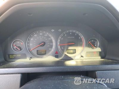Zdjęcie 9 z 13 samochodu: 2010 VOLVO XC90 3.2 VIN:YV4982CZ5A1534903 - miniatura