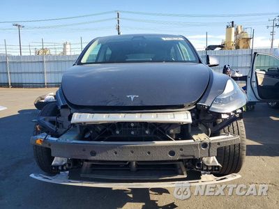 Piąte zdjęcie samochodu w środku: 2024 TESLA MODEL Y VIN:7SAYGDEE1RF070960 - miniatura