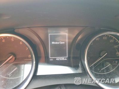 Zdjęcie 9 z 12 samochodu: 2020 TOYOTA CAMRY SE VIN:4T1G11AKXLU858649 - miniatura