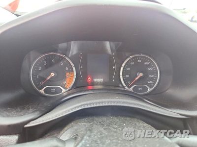 Zdjęcie 9 z 13 samochodu: 2016 JEEP RENEGADE LATITUDE VIN:ZACCJABT2GPC44356 - miniatura