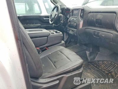 Zdjęcie 10 z 13 samochodu: 2022 CHEVROLET SILVERADO C3500 VIN:1GB3WRE76NF182477 - miniatura