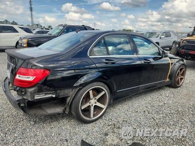 Trzecie zdjęcie samochodu z tyłu: 2012 MERCEDES-BENZ C 250 VIN:WDDGF4HB4CR231757 - miniatura