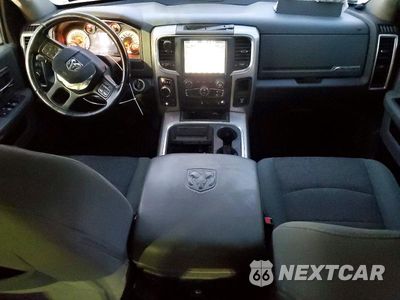 Zdjęcie 8 z 12 samochodu: 2017 RAM 1500 SLT VIN:3C6RR7LT2HG556370 - miniatura