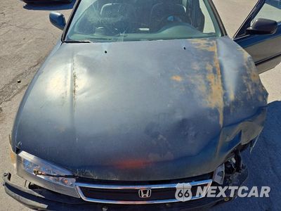 Zdjęcie 11 z 13 samochodu: 1997 HONDA ACCORD LX VIN:1HGCD5632VA262136 - miniatura