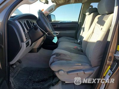 Zdjęcie 7 z 12 samochodu: 2011 TOYOTA TUNDRA CREWMAX SR5 VIN:5TFEM5F18BX023740 - miniatura