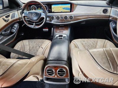 Zdjęcie 8 z 12 samochodu: 2016 MERCEDES-BENZ S 550 VIN:WDDUG8CB4GA211415 - miniatura