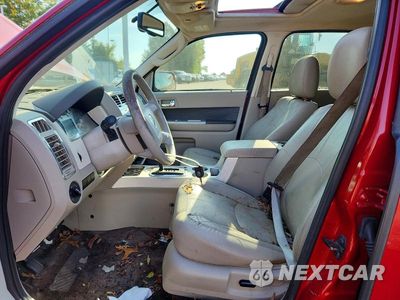 Zdjęcie 7 z 13 samochodu: 2010 MERCURY MARINER PREMIER VIN:4M2CN9HGXAKJ11501 - miniatura