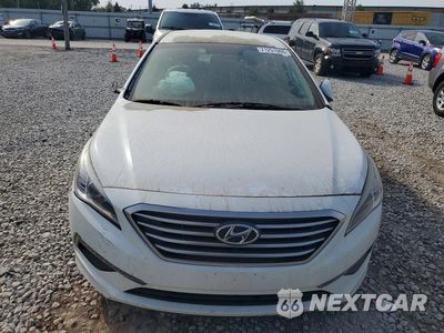 Piąte zdjęcie samochodu w środku: 2015 HYUNDAI SONATA SE VIN:5NPE24AF7FH017853 - miniatura