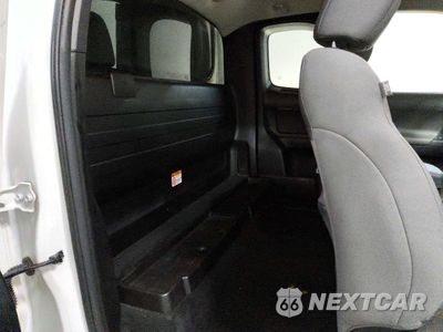 Zdjęcie 10 z 13 samochodu: 2023 TOYOTA TACOMA SR VIN:3TYRX5GN2PT080415 - miniatura