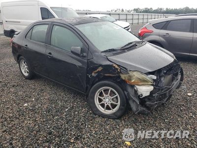 Czwarte zdjęcie samochodu z boku: 2007 TOYOTA YARIS BASE VIN:JTDBT923671186255 - miniatura