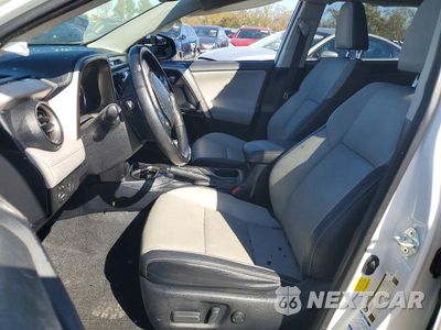 Zdjęcie 7 z 14 samochodu: 2016 TOYOTA RAV4 LIMITED VIN:JTMDFREV8GD182672 - miniatura