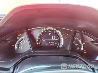 Zdjęcie 9 z 12 samochodu: 2016 HONDA CIVIC LX VIN:2HGFC2F56GH548236 - miniatura