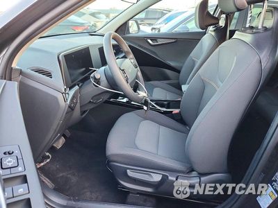 Zdjęcie 7 z 13 samochodu: 2026 KIA NIRO LX VIN:KNDCP3LE0T5336742 - miniatura