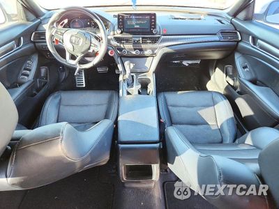 Zdjęcie 8 z 12 samochodu: 2018 HONDA ACCORD SPORT VIN:1HGCV1F39JA021142 - miniatura