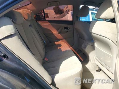 Zdjęcie 10 z 12 samochodu: 2008 TOYOTA CAMRY LE VIN:4T4BE46K28R033050 - miniatura