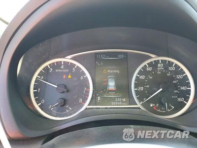 Zdjęcie 9 z 12 samochodu: 2016 NISSAN SENTRA SR VIN:3N1AB7AP8GY293958 - miniatura